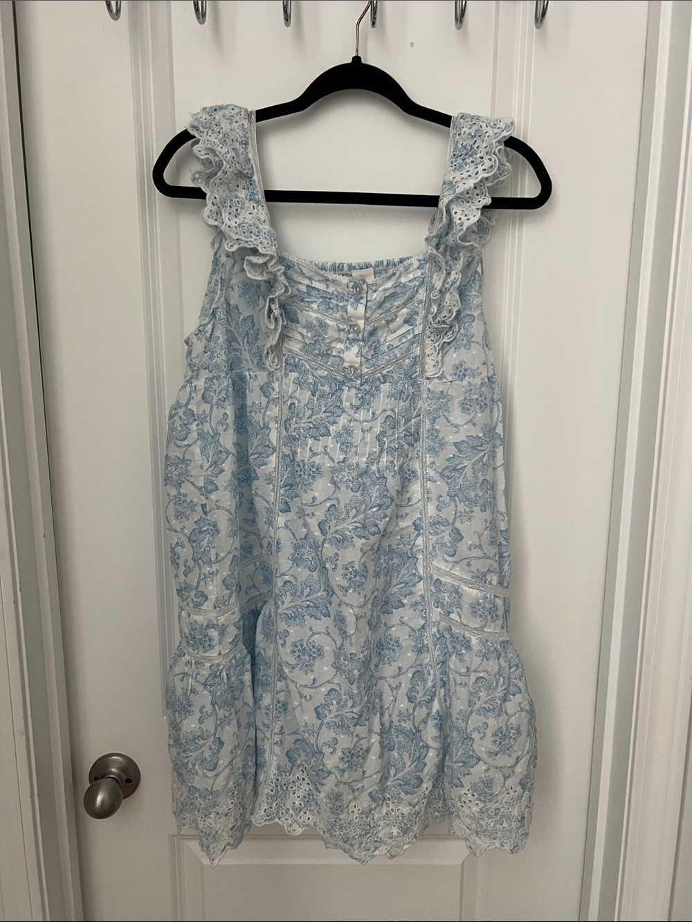 Blue Floral Lace Trim Nightgown